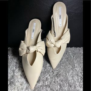 Zara Ivory Pointed Knot-Detail Mules